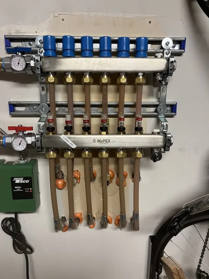 Plumber performing Leak Detection at a residential property in Palmdale